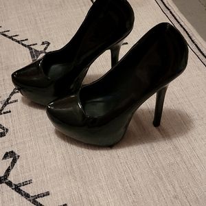 Black stiletto heels